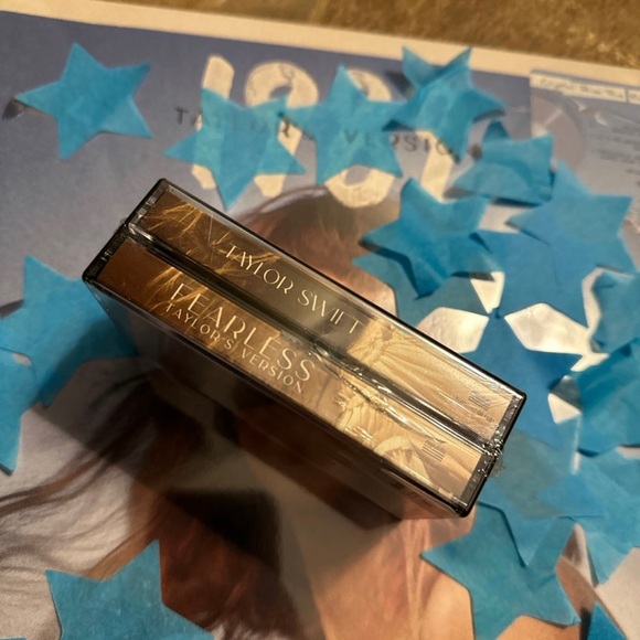 Taylor Swift Fearless Cassette - Picture 4 of 4